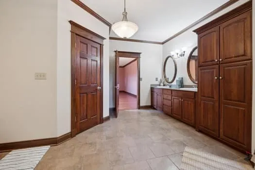 $849,999 | 90 Gauging Station Lane, Hurricane Mills, TN 37078