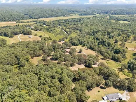 $849,999 | 90 Gauging Station Lane, Hurricane Mills, TN 37078