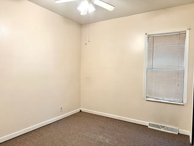 $1,700 | 87 Hathaway Street, Unit 1, New Bedford, MA 02746