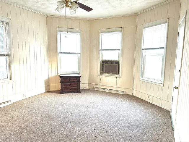 $1,700 | 87 Hathaway Street, Unit 1, New Bedford, MA 02746