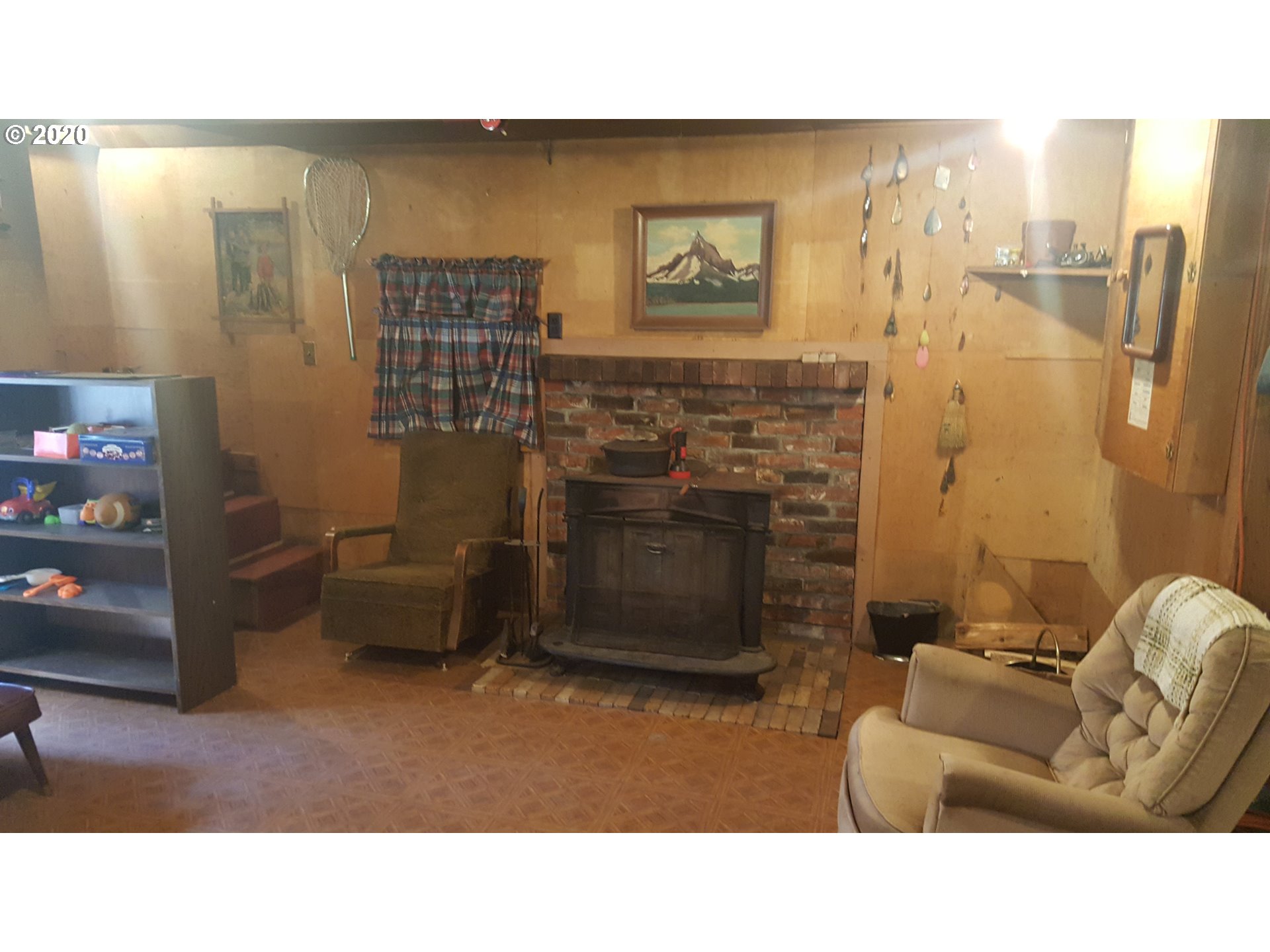 100 Diamond Lake Loop Chemult, OR 97731 - Photo 9 of 15