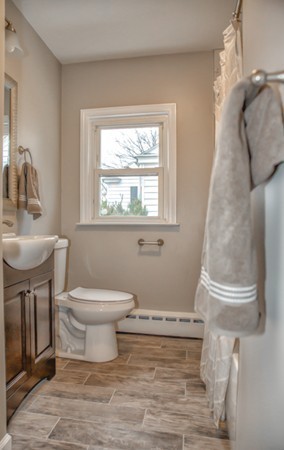 708 Roosevelt Avenue Springfield, MA 01118 - Photo 20 of 30 Gallery Image 20