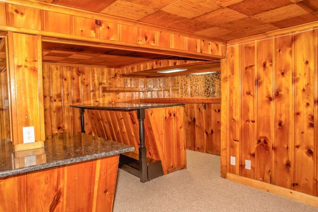 708 Roosevelt Avenue Springfield, MA 01118 - Photo 24 of 30 Gallery Image 24