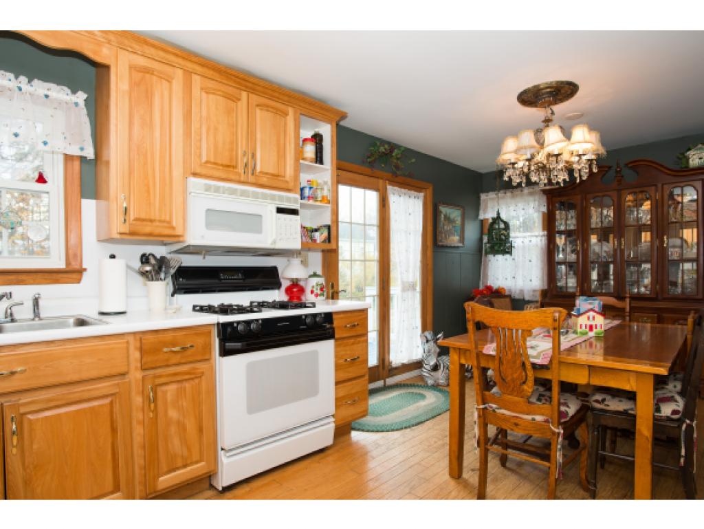 108 Tolend Road Dover, NH 03820 - Photo 5 of 24