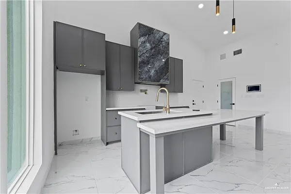 $279,000 | 4124 Alexia Lane, Edinburg, TX 78542