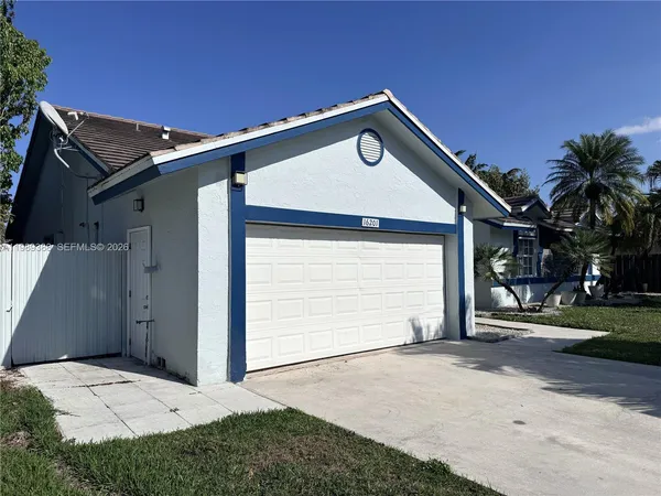 a view of garage