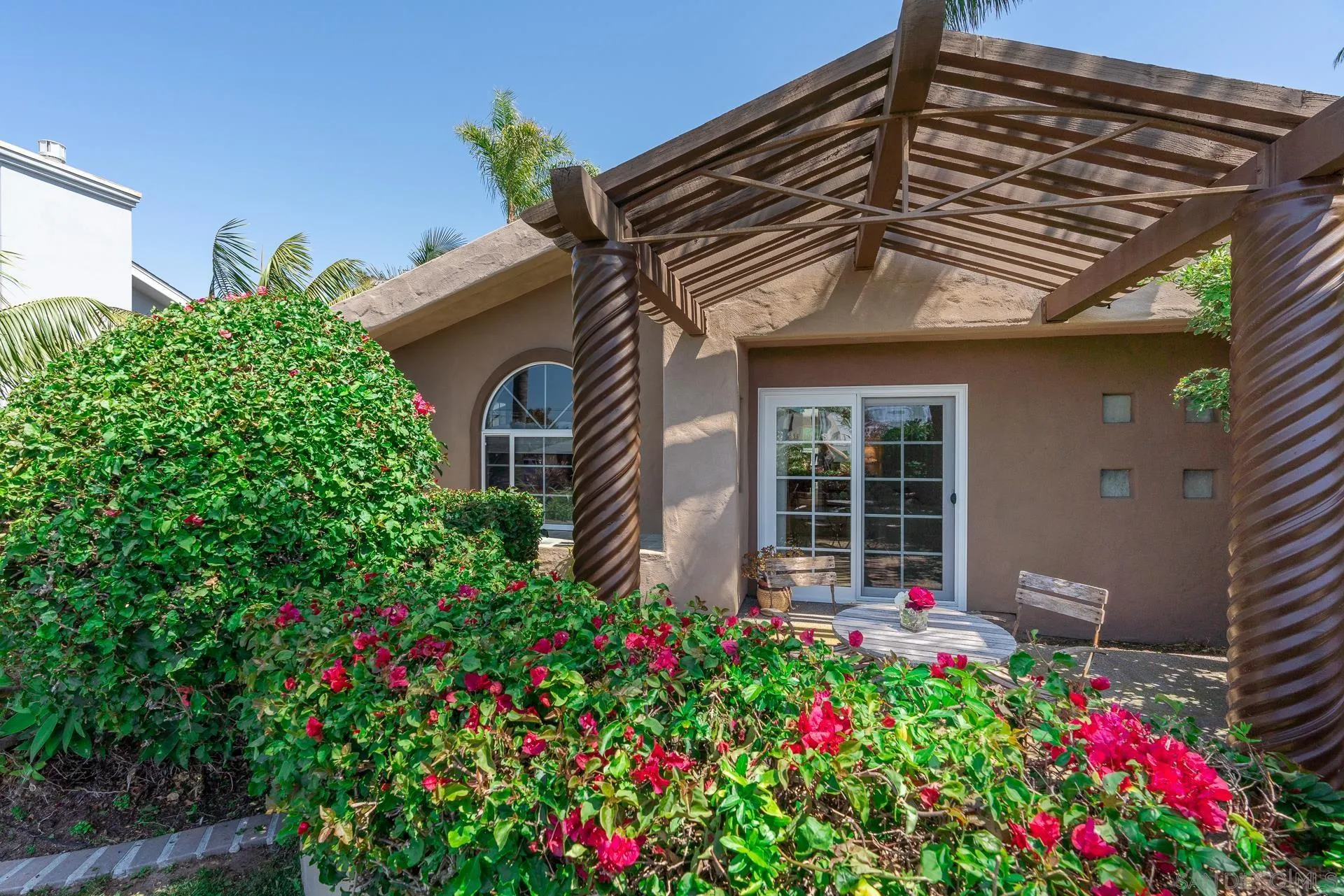 1269 Rainbow Ridge Lane Encinitas, CA 92024 - Photo 3 of 27 a front view of a house