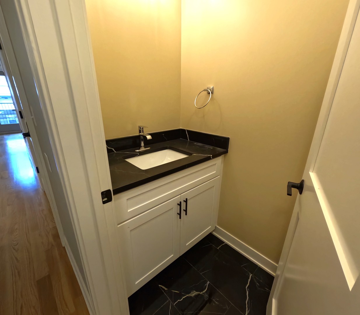 2008 West 21st Street, Unit 4 Chicago, IL 60608 - Photo 11 of 19