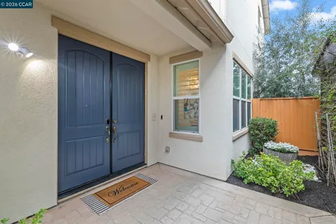 $1,825,000 | 124 Nanterre Street, Danville, CA 94506