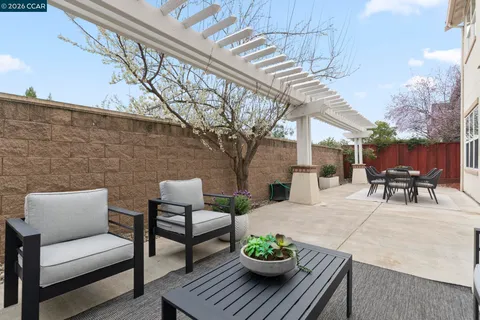 $1,825,000 | 124 Nanterre Street, Danville, CA 94506