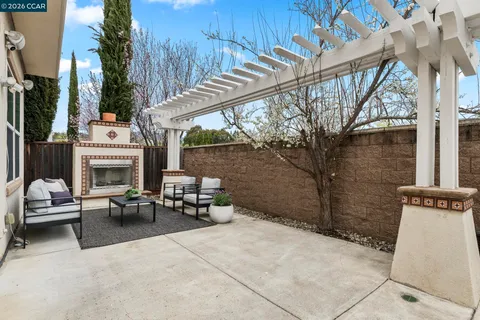 $1,825,000 | 124 Nanterre Street, Danville, CA 94506