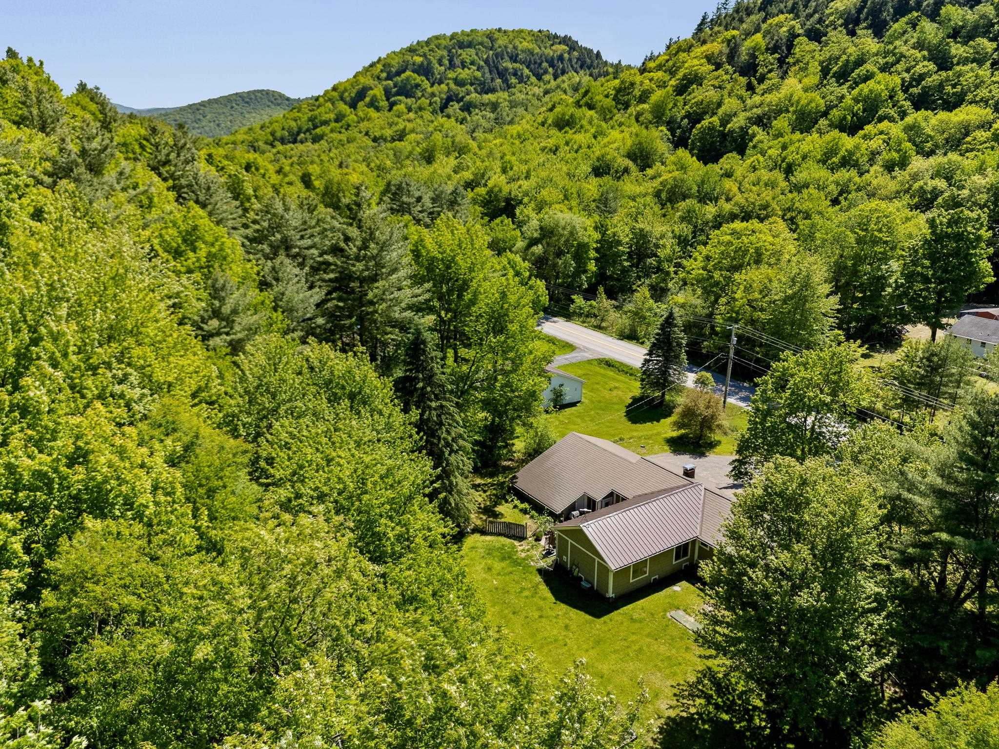 2021 Huntington Road Richmond, VT 05477 - Photo 5 of 58