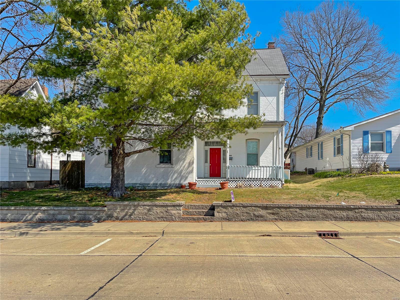302 South Moore Street Waterloo, IL 62298 - Photo 3 of 43 Gallery Image 3