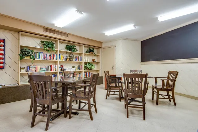 $3,600 | 326 Sea Isle Key, Secaucus, NJ 07094