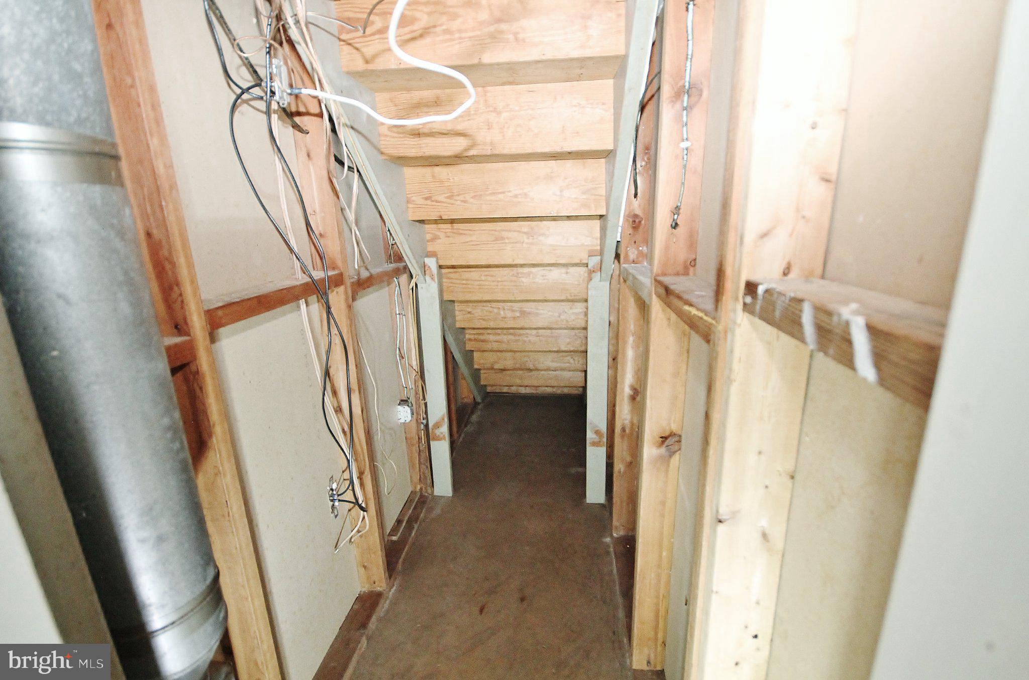 5504 Inverchapel Road Springfield, VA 22151 - Photo 31 of 51 Cozy under-stair storage space.