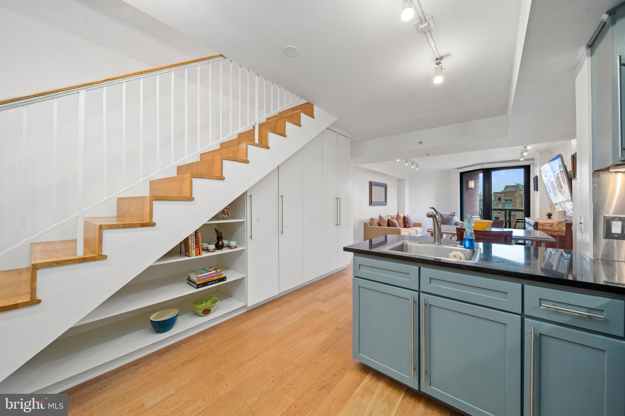 631 D Street Northwest, Unit 1139 Washington, DC 20004 - Photo 3 of 70