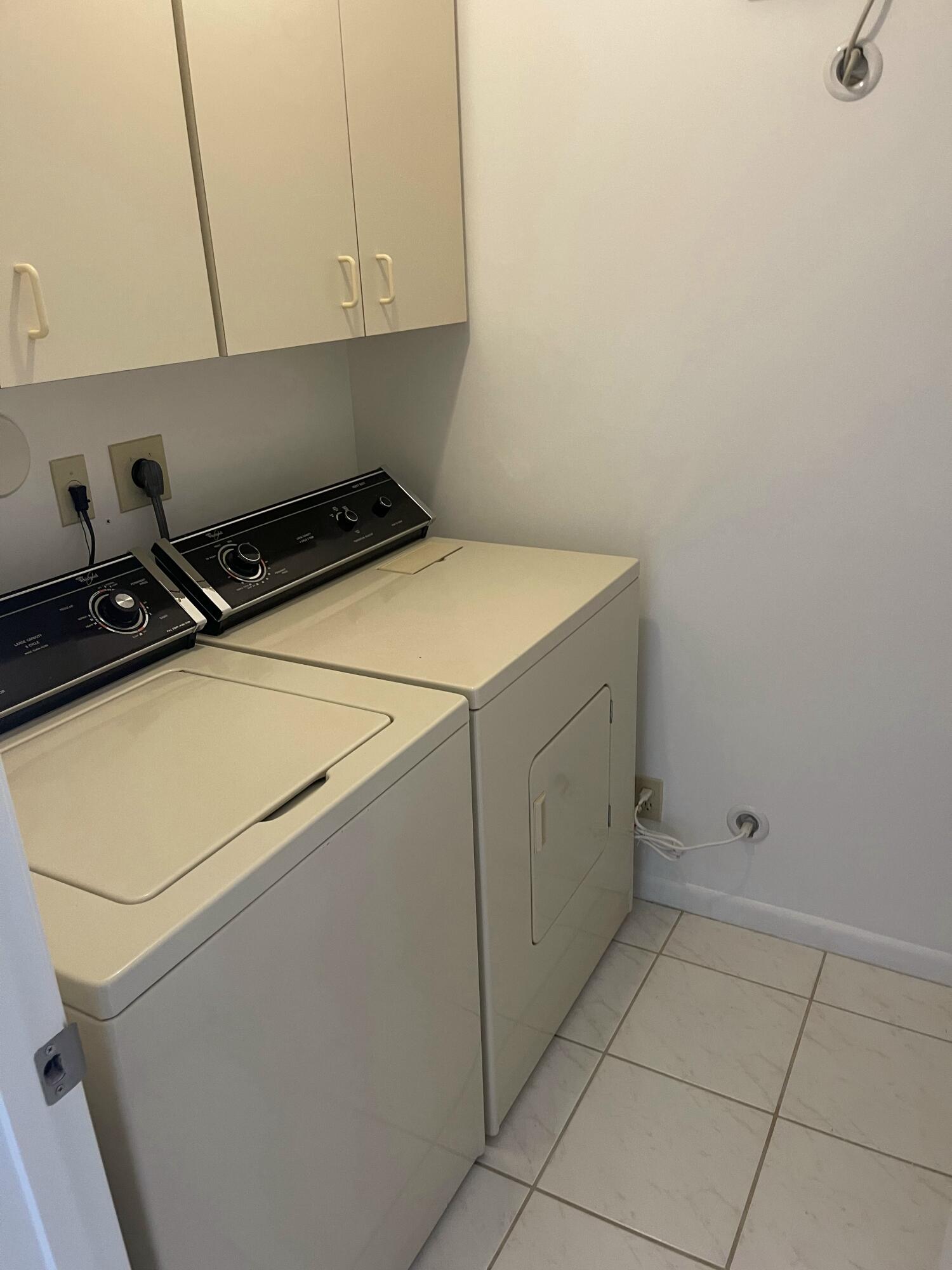 8228 Sweetbriar Way Boca Raton, FL 33496 - Photo 7 of 11 B5EEB06C-CA19-457C-8D66-D35CFC726349