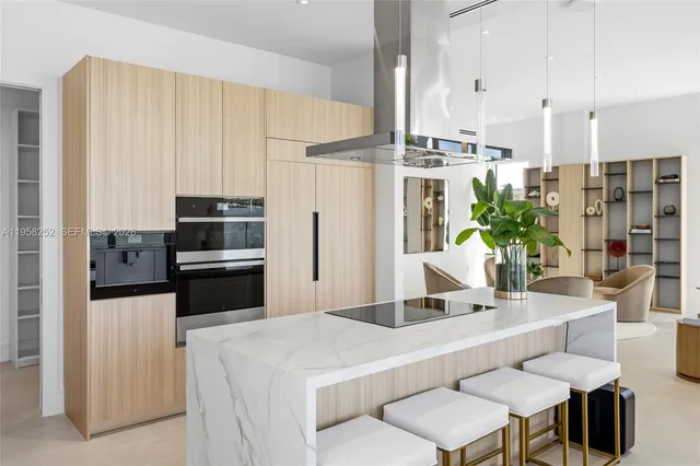 $7,295,000 | 1161 Stillwater Drive, Miami Beach, FL 33141