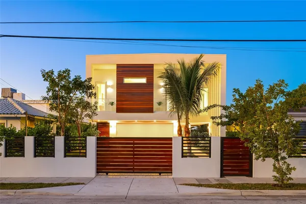 $6,995,000 | 1161 Stillwater Drive, Miami Beach, FL 33141
