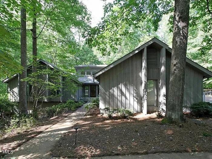 3306 Whitfield Road Chapel Hill, NC 27514 - Photo 2 of 57 Summer_Entrance View-Past Photo
