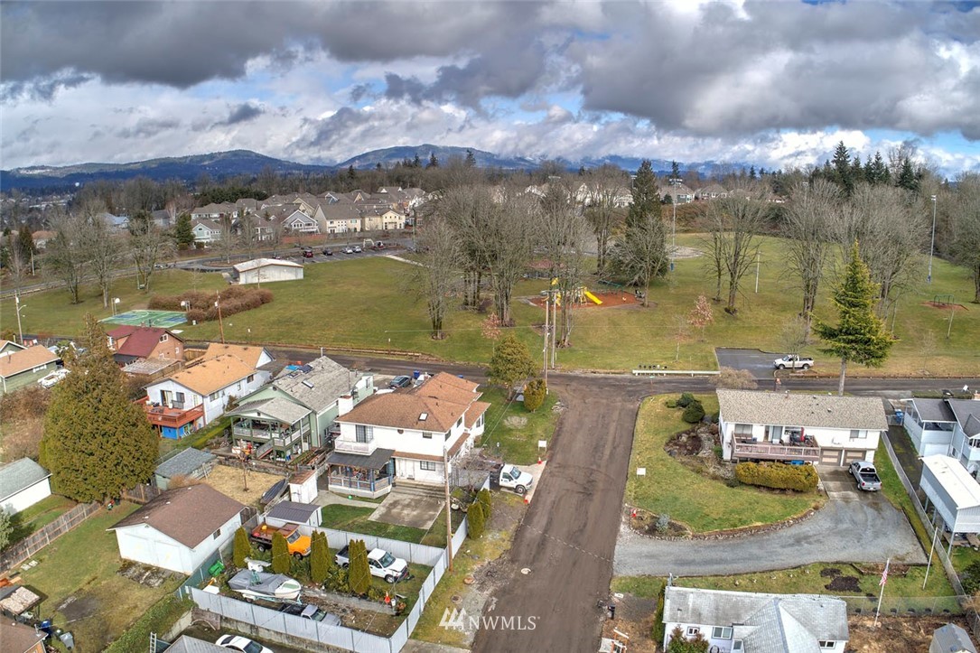 900 High Avenue South Renton, WA 98057 - Photo 11 of 12