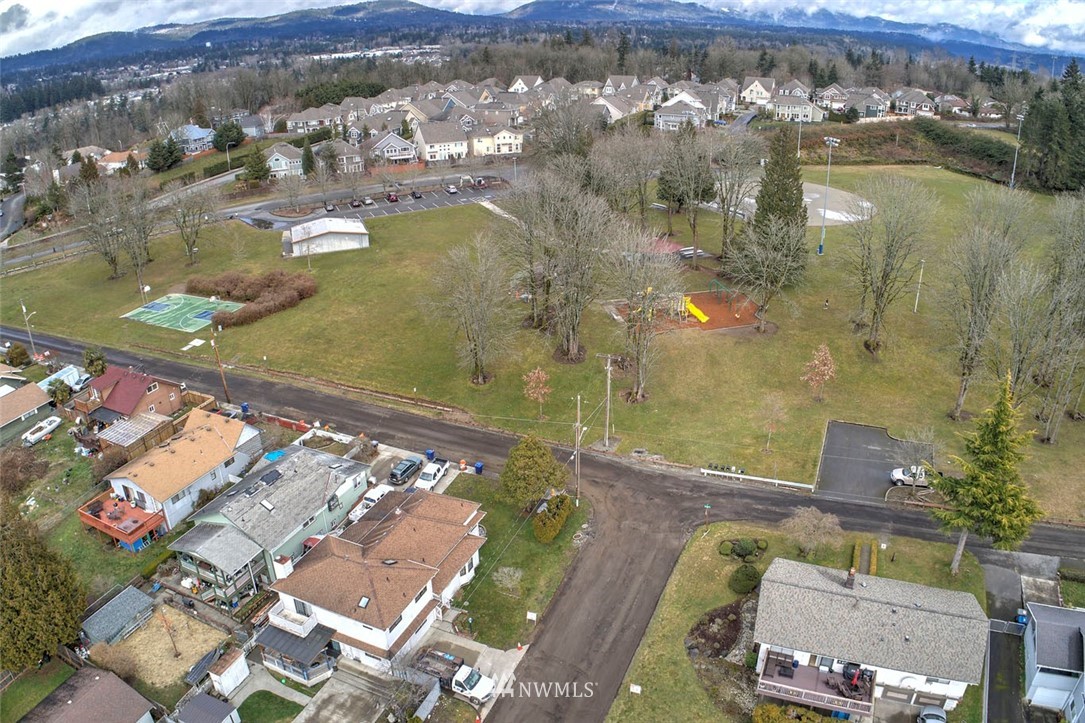 900 High Avenue South Renton, WA 98057 - Photo 12 of 12