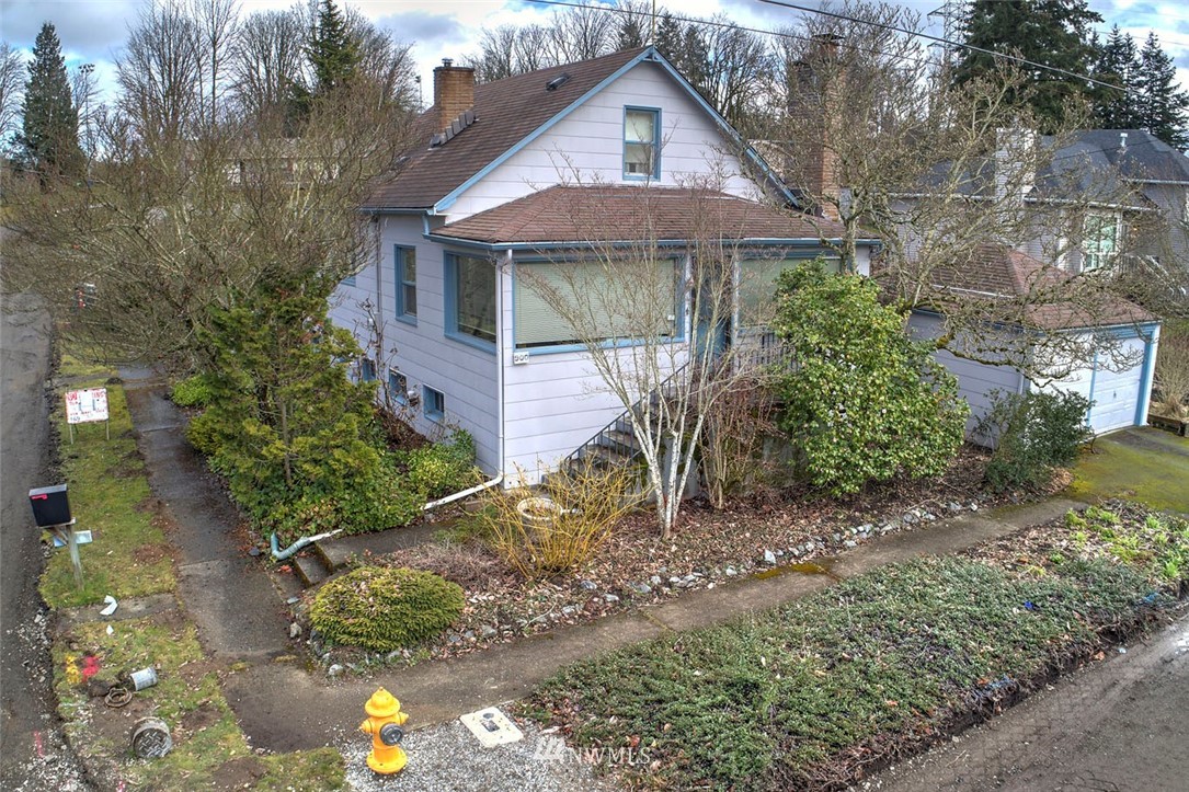 900 High Avenue South Renton, WA 98057 - Photo 4 of 12