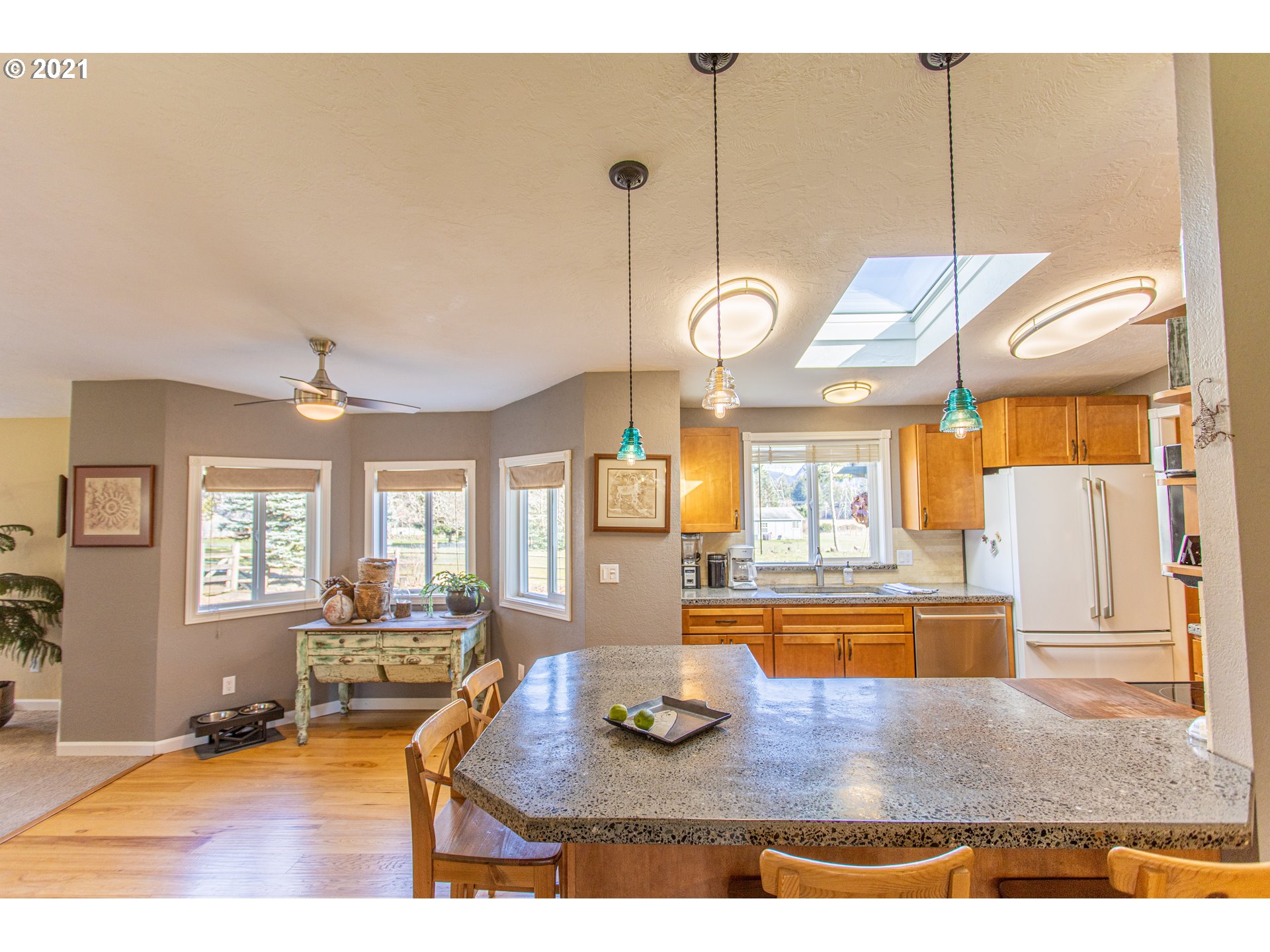 161 Peyrollaz Road Carson, WA 98610 - Photo 12 of 31 Gallery Image 12