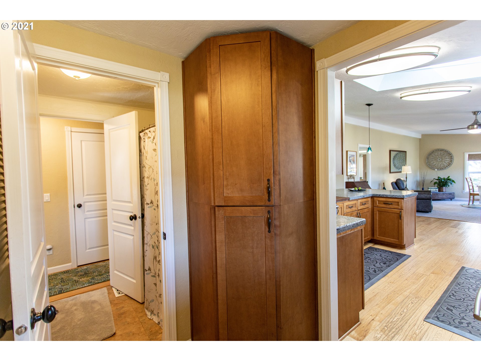 161 Peyrollaz Road Carson, WA 98610 - Photo 17 of 31 Gallery Image 17
