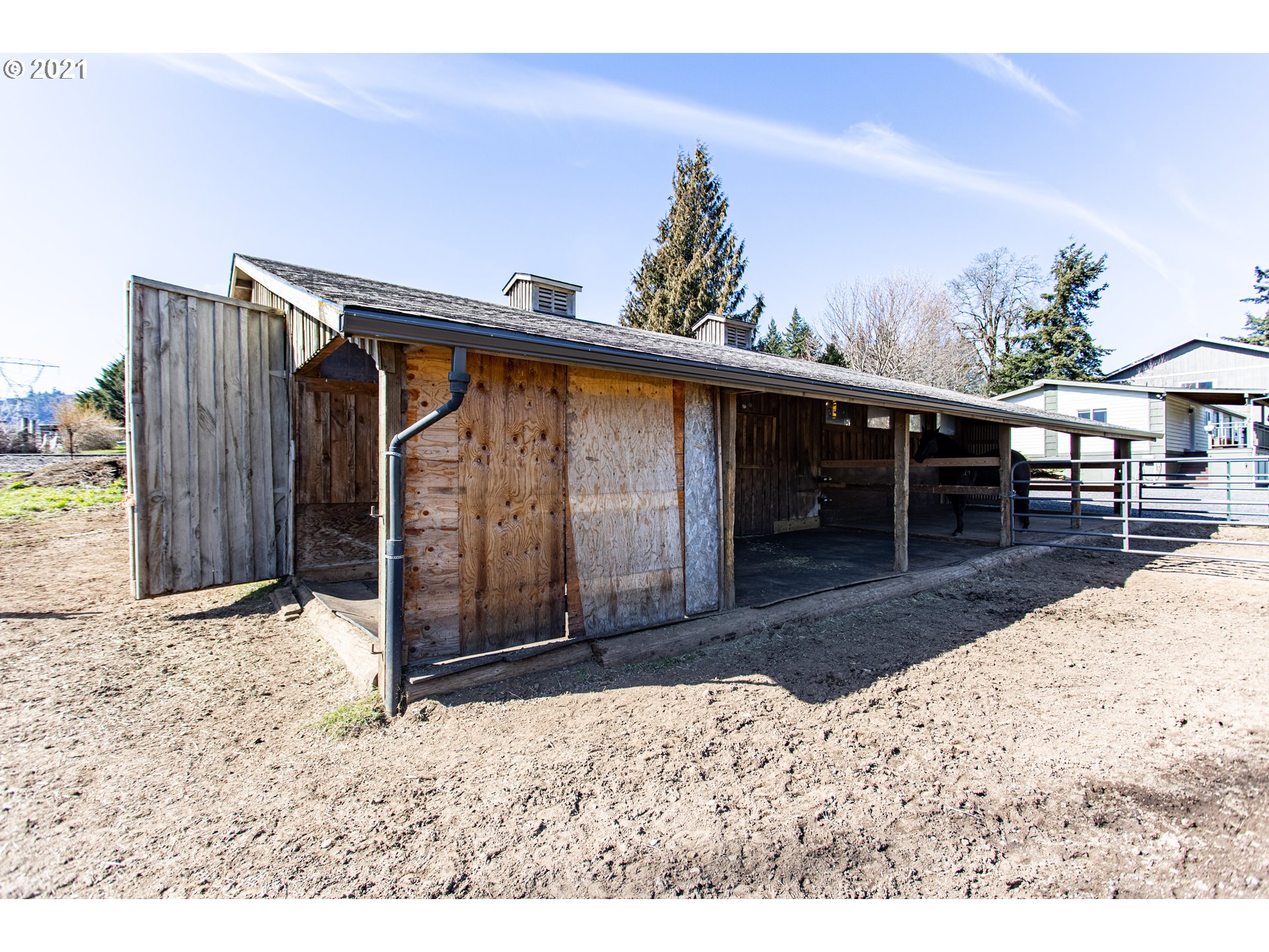 161 Peyrollaz Road Carson, WA 98610 - Photo 28 of 31 Gallery Image 28