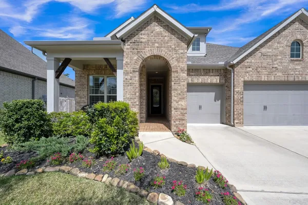 $625,000 | 334 Torrey Bloom Loop, Conroe, TX 77304