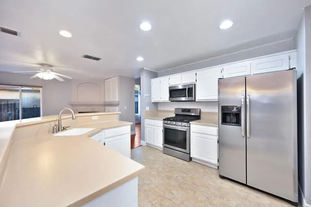 $665,000 | 609 Garden Park Drive, Roseville, CA 95678