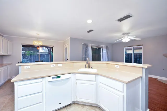 $665,000 | 609 Garden Park Drive, Roseville, CA 95678