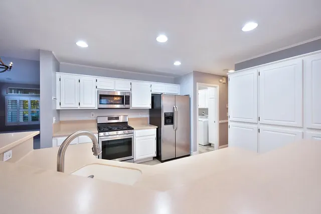 $665,000 | 609 Garden Park Drive, Roseville, CA 95678