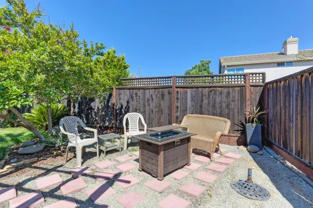 $665,000 | 609 Garden Park Drive, Roseville, CA 95678