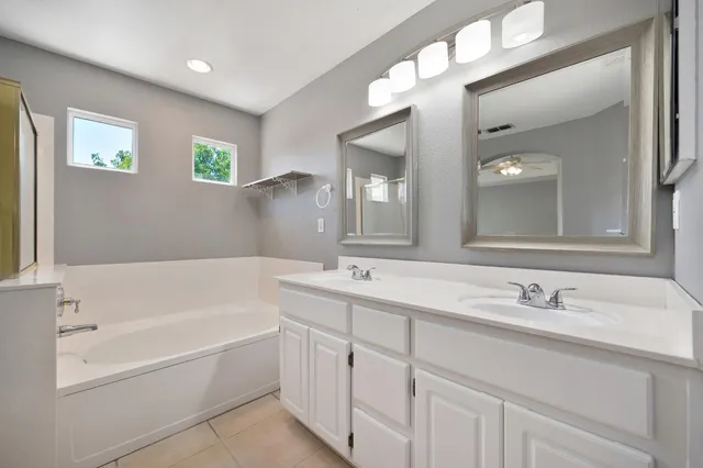 $665,000 | 609 Garden Park Drive, Roseville, CA 95678