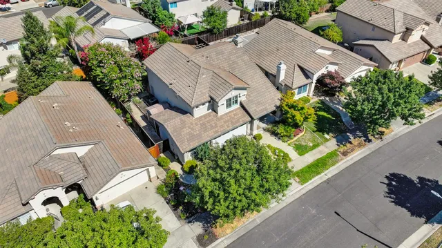 $665,000 | 609 Garden Park Drive, Roseville, CA 95678
