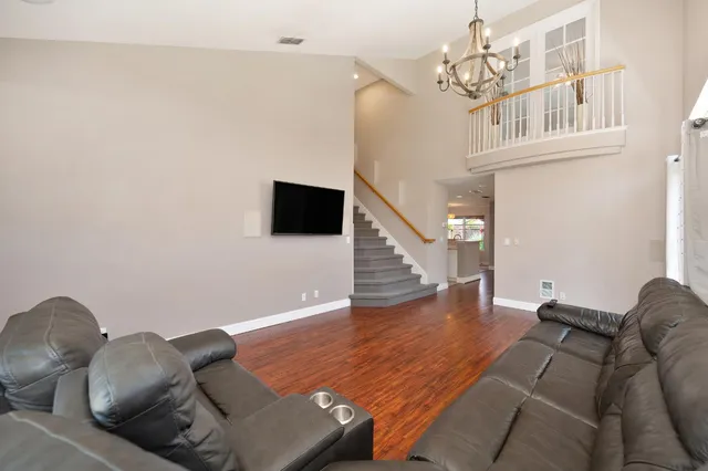 $665,000 | 609 Garden Park Drive, Roseville, CA 95678