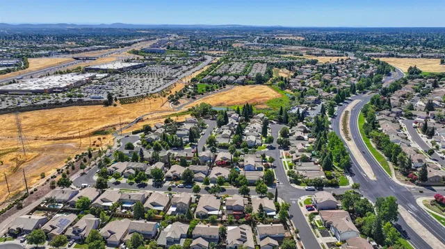 $665,000 | 609 Garden Park Drive, Roseville, CA 95678