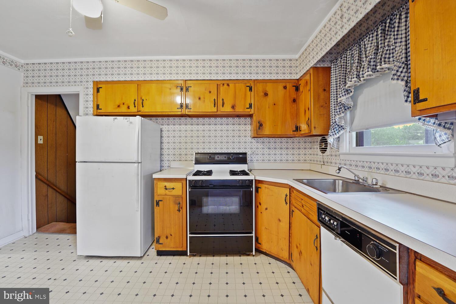 206 Ridge Avenue Kennett Square, PA 19348 - Photo 12 of 33 Gallery Image 12
