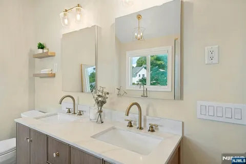 $1,349,000 | 601 Ackerman Avenue, Ho-Ho-Kus, NJ 07423