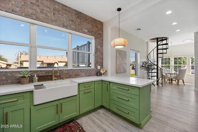 $789,000 | 412 North 14th Street, Phoenix, AZ 85006