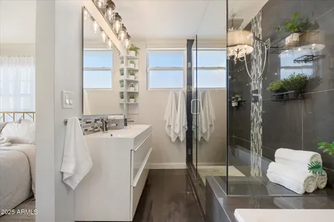 $774,000 | 412 North 14th Street, Phoenix, AZ 85006