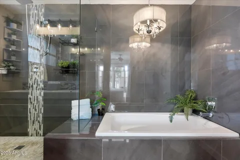 $774,000 | 412 North 14th Street, Phoenix, AZ 85006