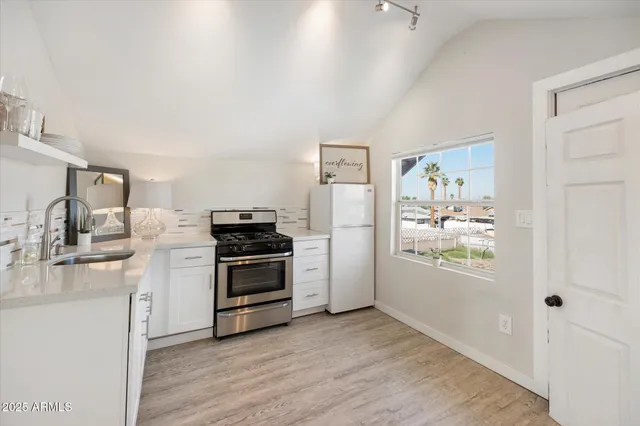 $789,000 | 412 North 14th Street, Phoenix, AZ 85006