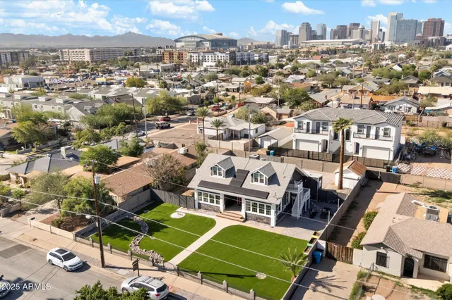 $789,000 | 412 North 14th Street, Phoenix, AZ 85006