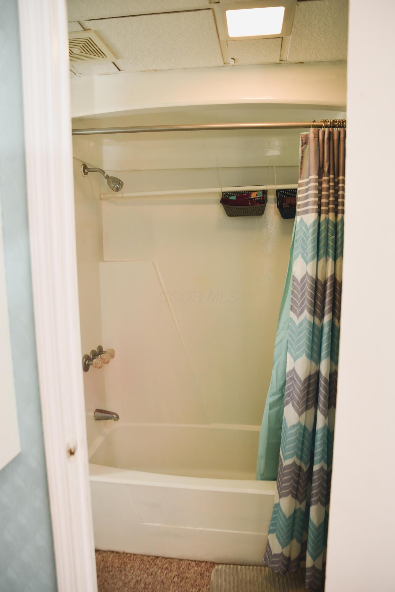 696 Riviera Court Columbus, OH 43207 - Photo 32 of 51 DSC_4896