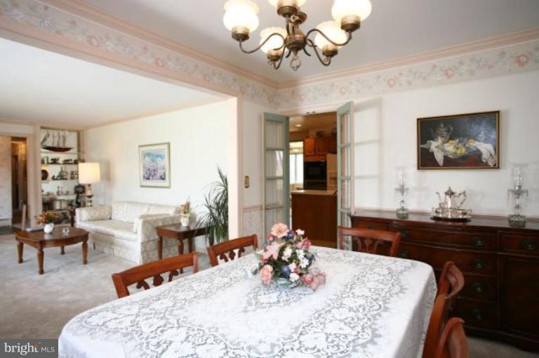 910 Huntsman Road Towson, MD 21286 - Photo 7 of 30 Dining Room