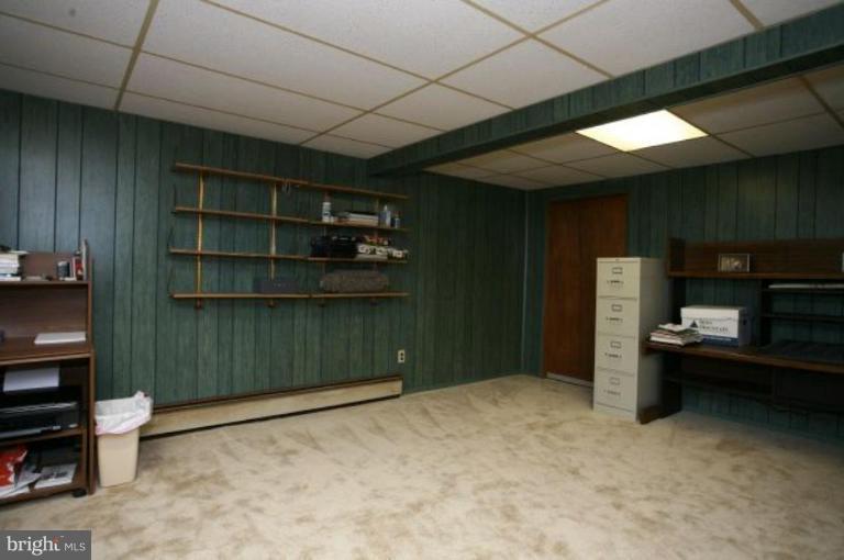 910 Huntsman Road Towson, MD 21286 - Photo 10 of 30 Family Room #2