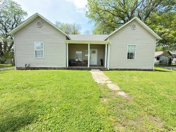 $159,000 | 1005 Walnut Street, Lamar, MO 64759